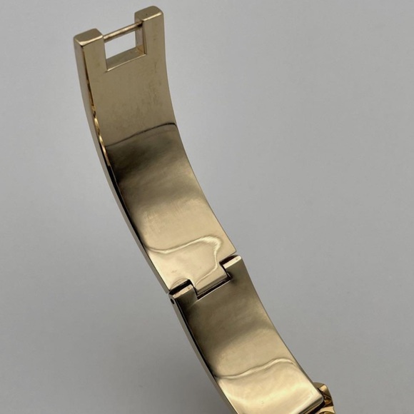 YSL Yves Saint Laurent Vintage Gold Bracelet Watch - Picture 7 of 9